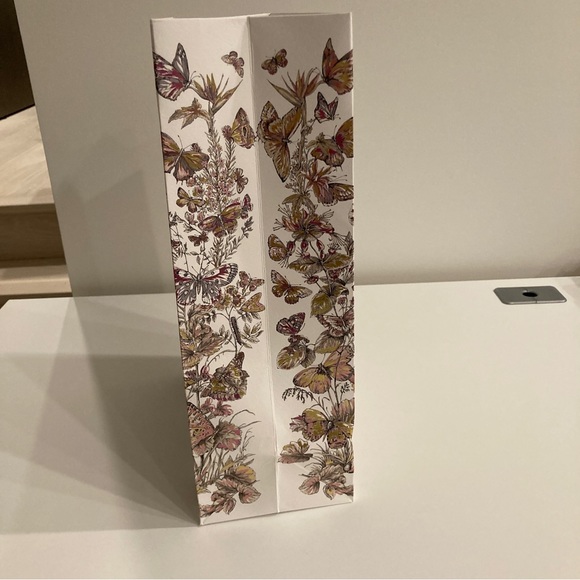 🛍  DIOR shopping bag. - Picture 5 of 8